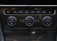 Volkswagen Golf 26