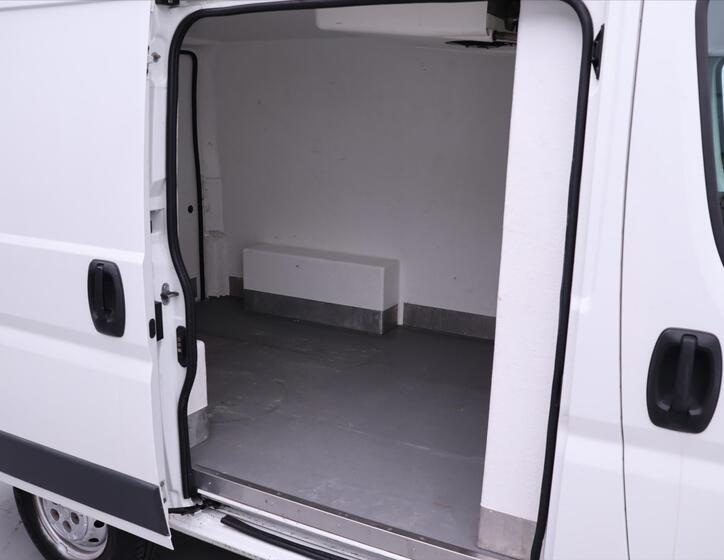 Peugeot Boxer 12