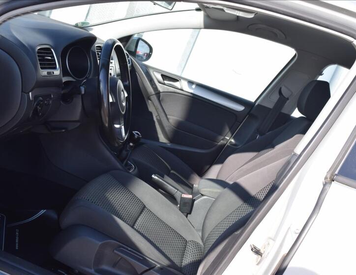 Volkswagen Golf 15