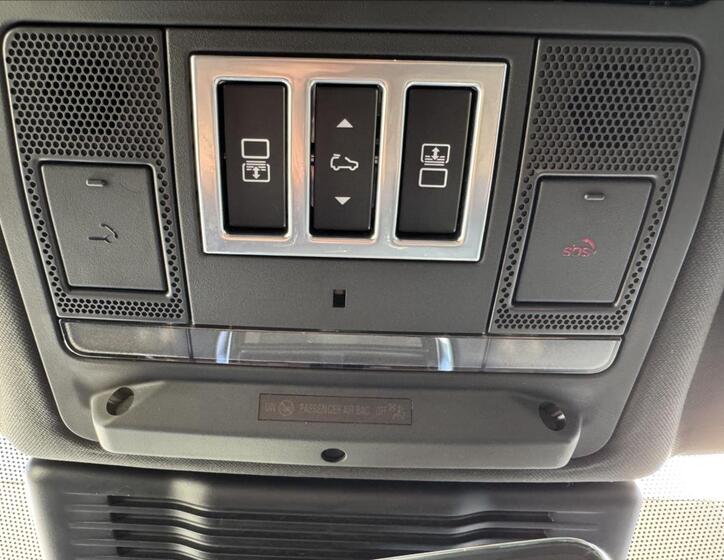 Land Rover Discovery 70