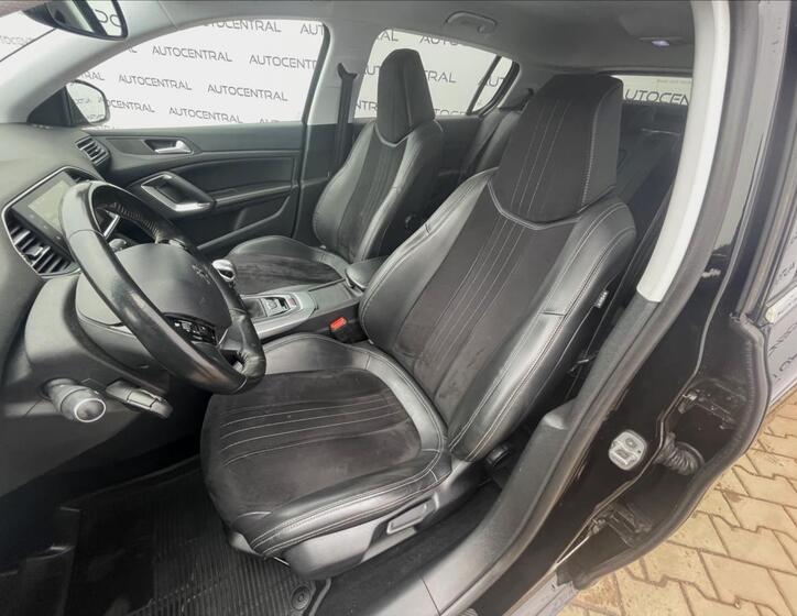 Peugeot 308 11