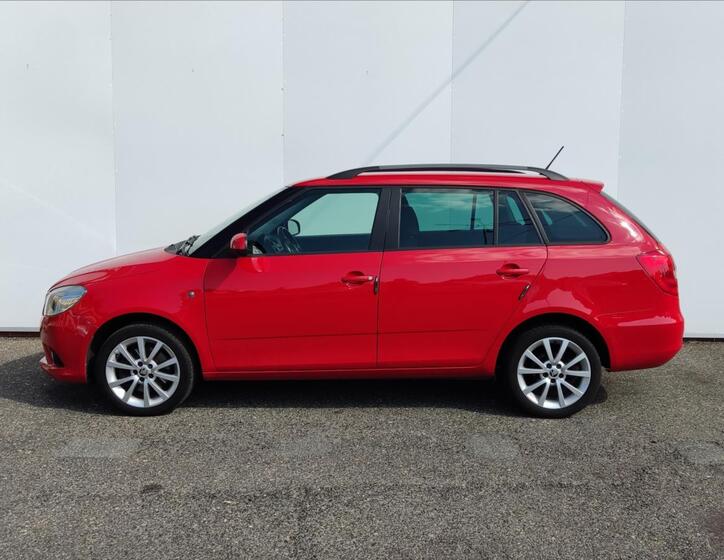 Škoda Fabia 19