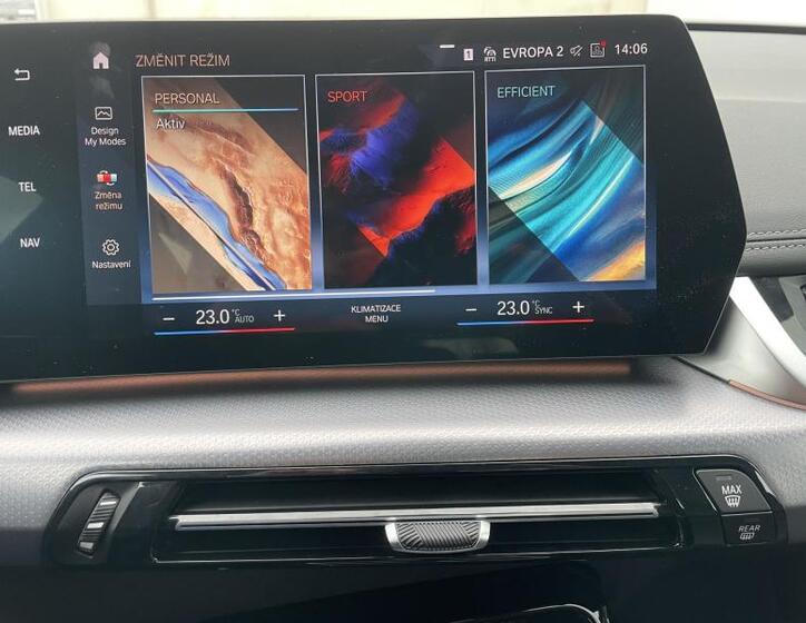 BMW iX1 15