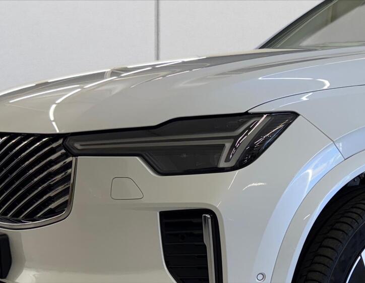 Volvo XC90 5