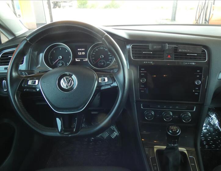 Volkswagen Golf 7