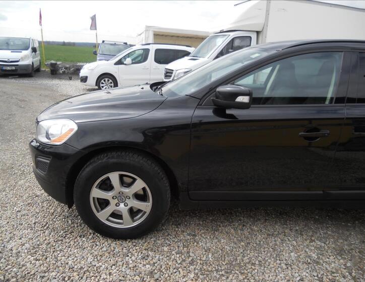 Volvo XC60 10