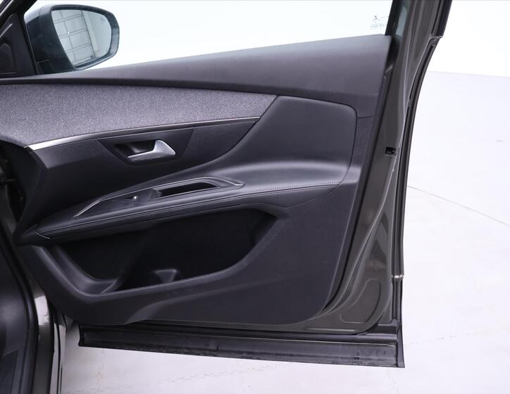 Peugeot 5008 14