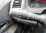 Toyota Avensis 23