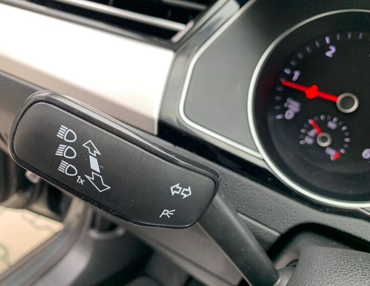Volkswagen Passat 9