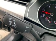 Volkswagen Passat 9
