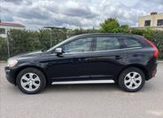 Volvo XC60 4