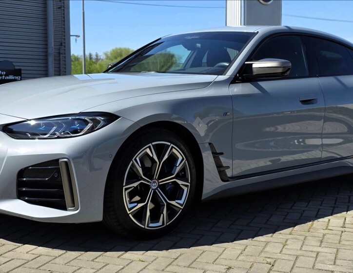 BMW Řada 4 3