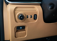 Jeep Grand Wagoneer 25