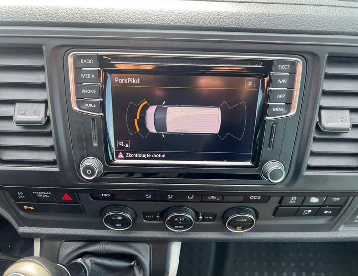 Volkswagen Caravelle 7