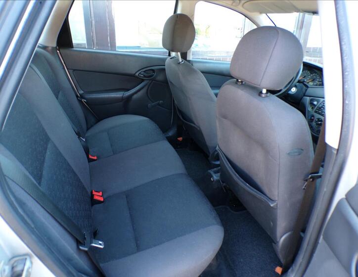 Ford Focus 15