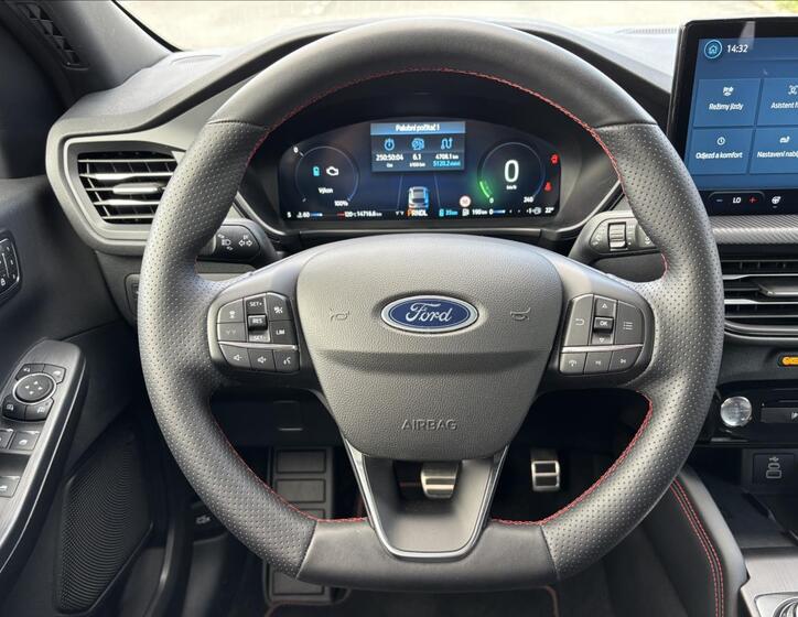 Ford Kuga 23