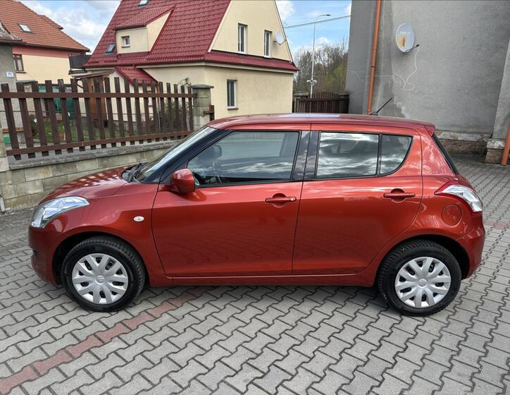 Suzuki Swift 8