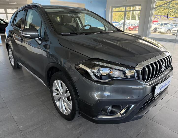 Suzuki SX4 1