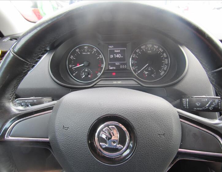 Škoda Octavia 13