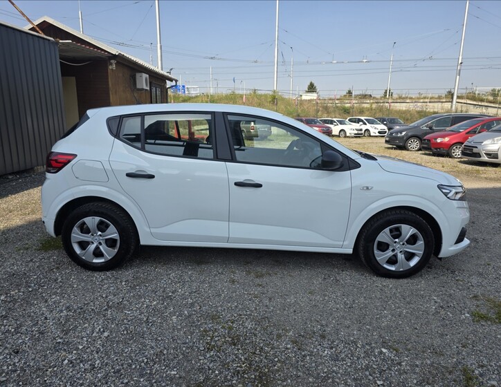 Dacia Sandero 5