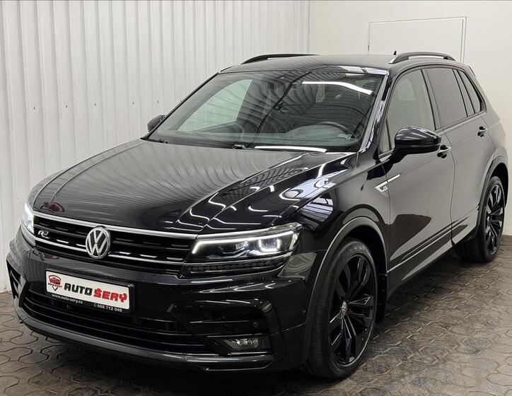 Volkswagen Tiguan 1