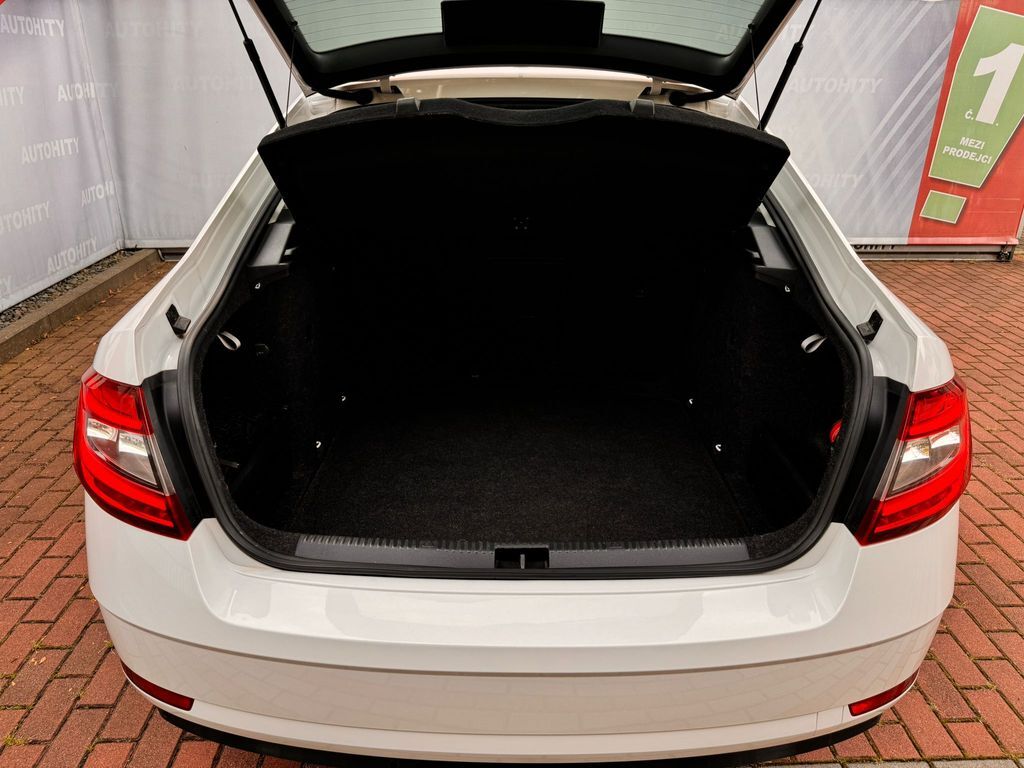 Škoda Octavia 10