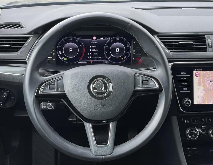 Škoda Superb 8