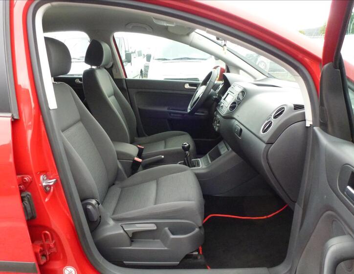 Volkswagen Golf Plus 29