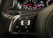 Volkswagen Golf 15