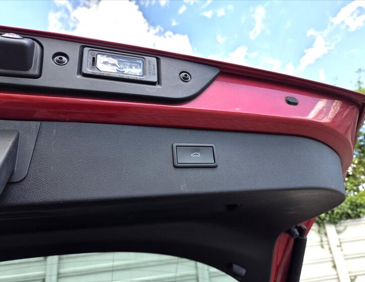 Cupra Formentor 10
