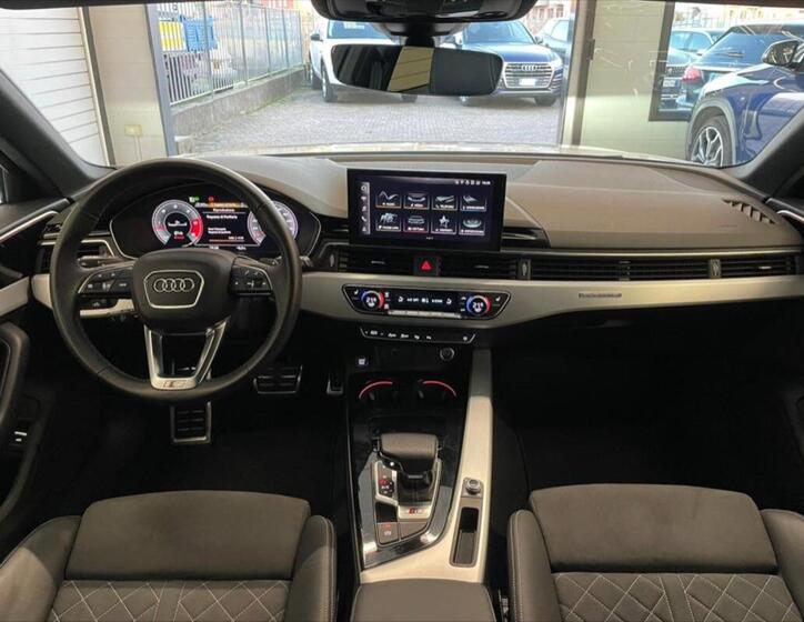 Audi S4 12