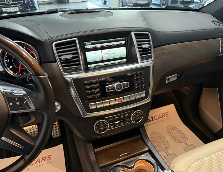 Mercedes-Benz GL 13