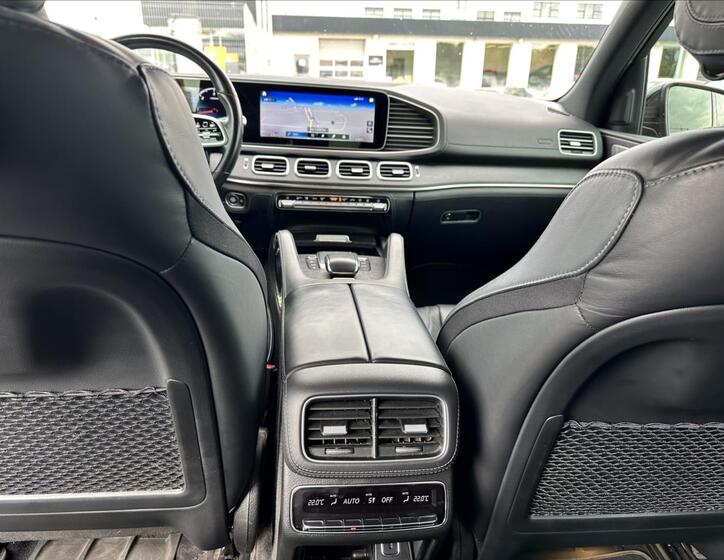 Mercedes-Benz GLS 13