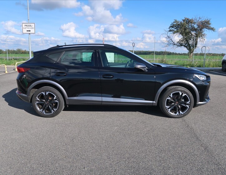 Cupra Formentor 8