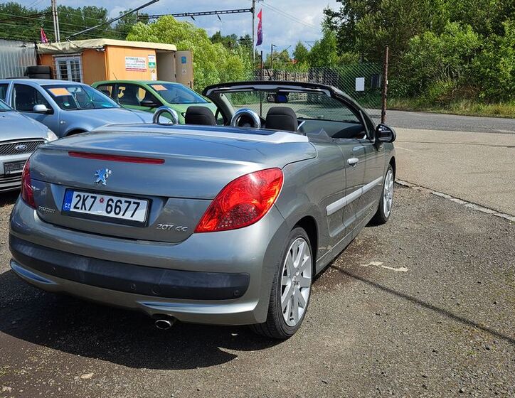 Peugeot 207 5