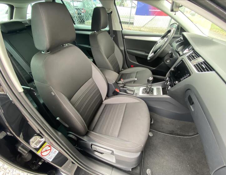 Škoda Octavia 32