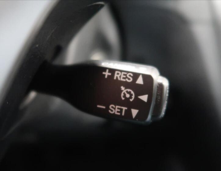 Toyota Avensis 23