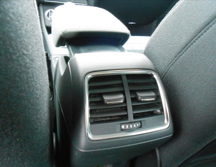 Audi Q3 7