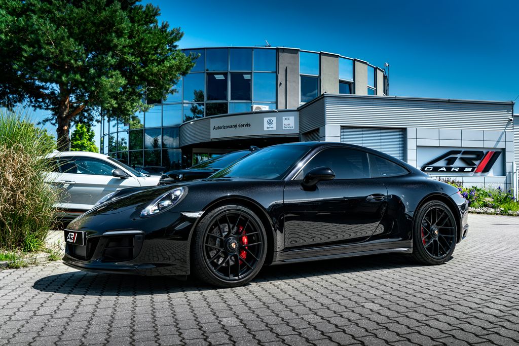 Porsche 911