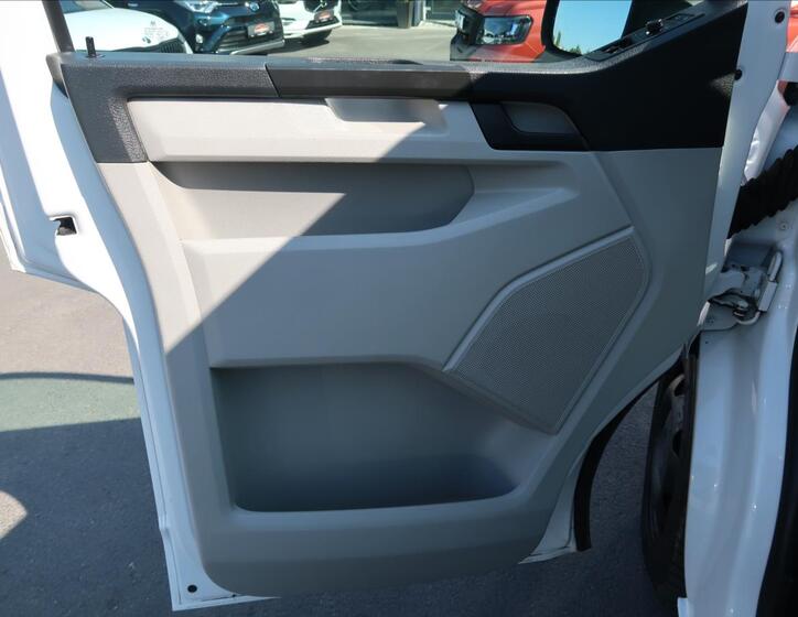 Volkswagen Transporter 17