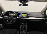 Volkswagen Golf 9
