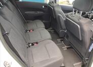 Peugeot 5008 9
