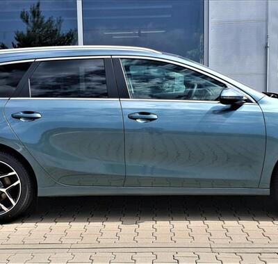 KIA Ceed 4