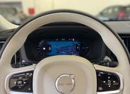 Volvo XC60 8