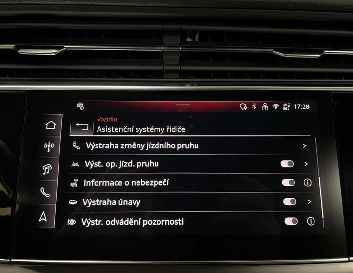 Audi Q8 18