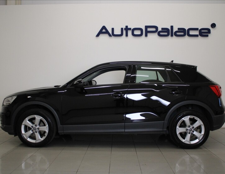 Audi Q2 5