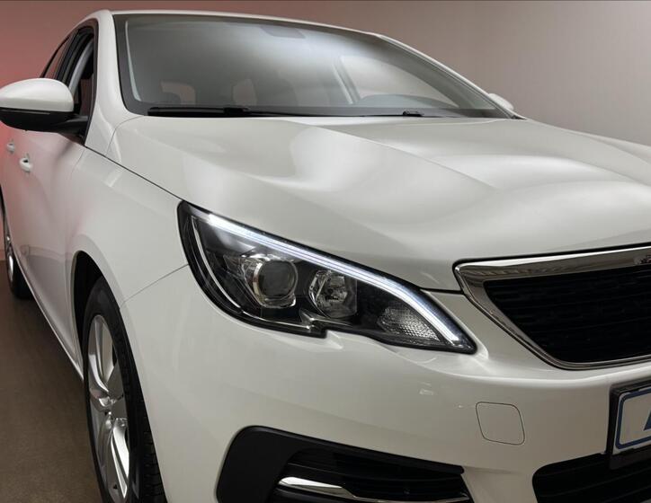 Peugeot 308 32