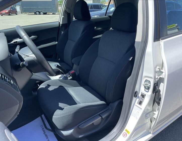 Toyota Auris 18