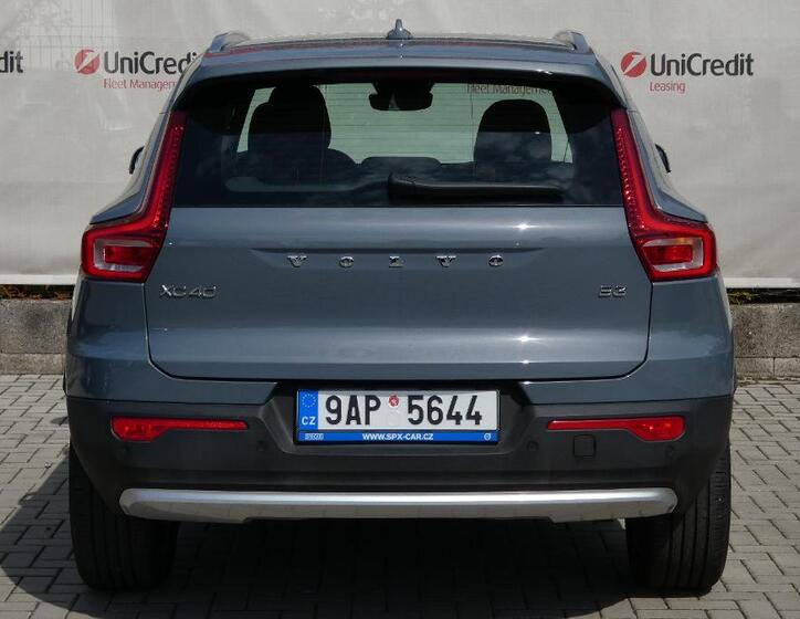 Volvo XC40 4