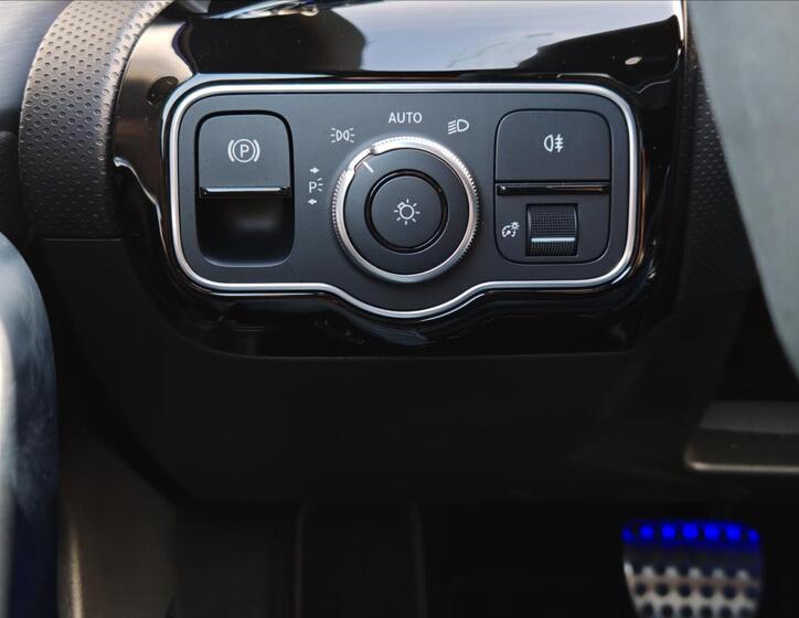 Mercedes-Benz CLA 24